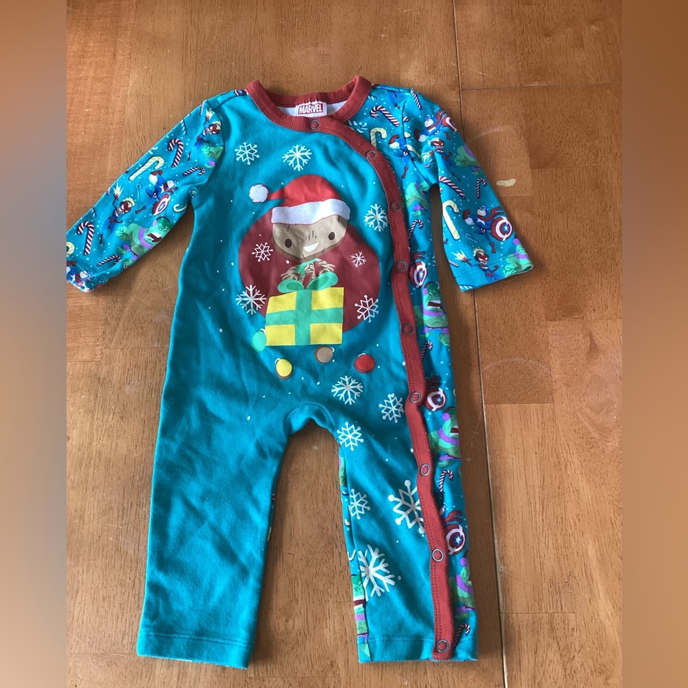 Marvel Featuring Groot and other Marvel Characters Holiday Christmas  9 - 12 mos